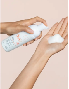 AVÈNE Espuma Limpiadora Matificante 150ml 2